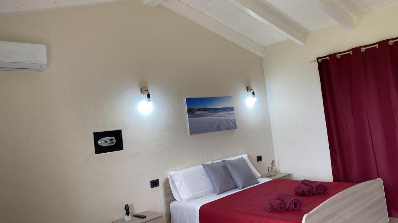 Is Arenas Biancas Agriturismo Теулада Экстерьер фото